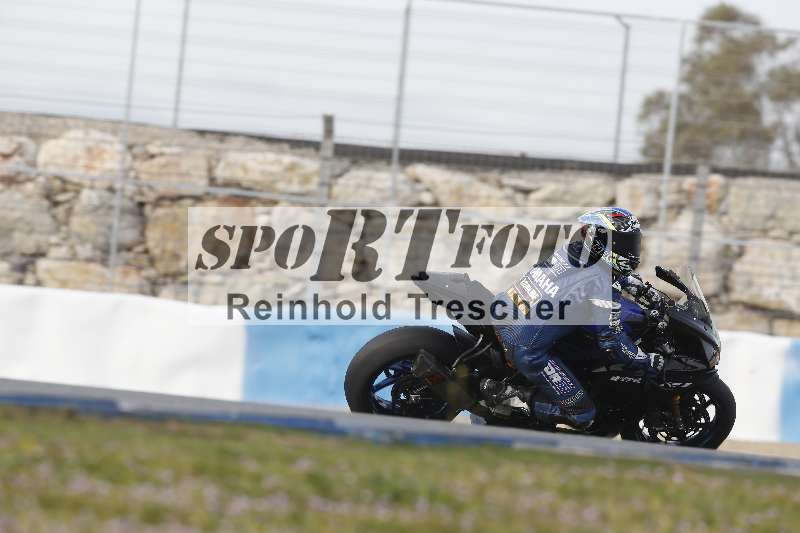 /Archiv-2024/02 29.01.-02.02.2024 Moto Center Thun Jerez/Gruppe gelb-yellow/backside